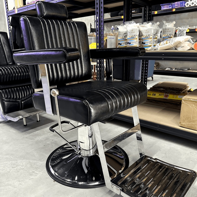 one_barber_chair_6102_heic-resized